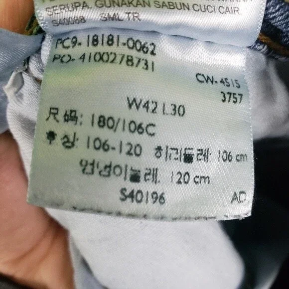 Levi's Men's Plus Size High Rise 541 Denim Cotton Jeans Size 42X30 - Picture 8 of 11